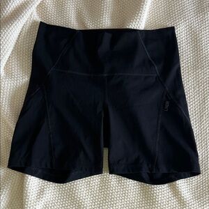{LNDR} Black 5 inch Shorts